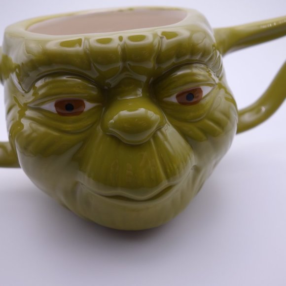 Bioword Disney Lucas Films Star Wars Yoda Sculpted Ceramic Mug 16oz New in Box - Picture 14 of 15